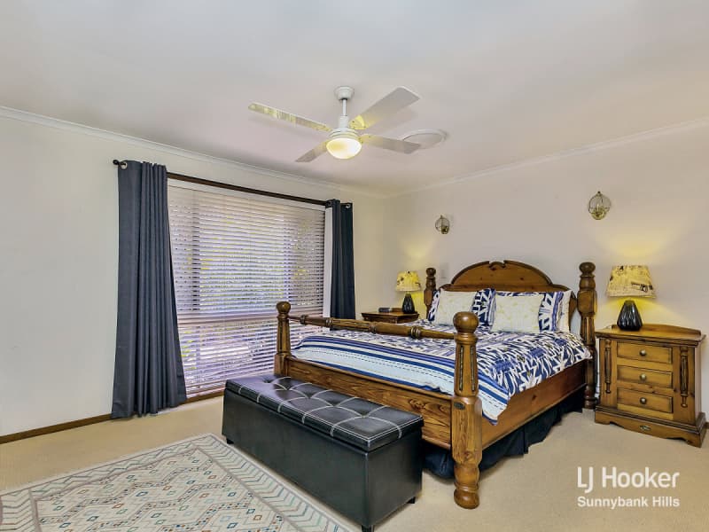 Real Estate Algester 0237