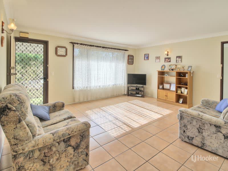 Real Estate Algester 0480