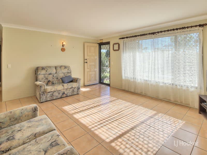 Real Estate Algester 0481