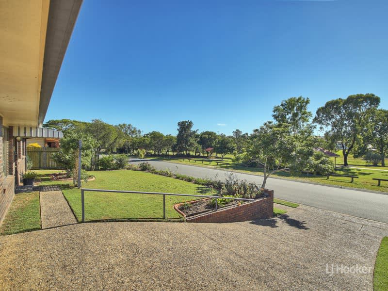 Real Estate Algester 0486