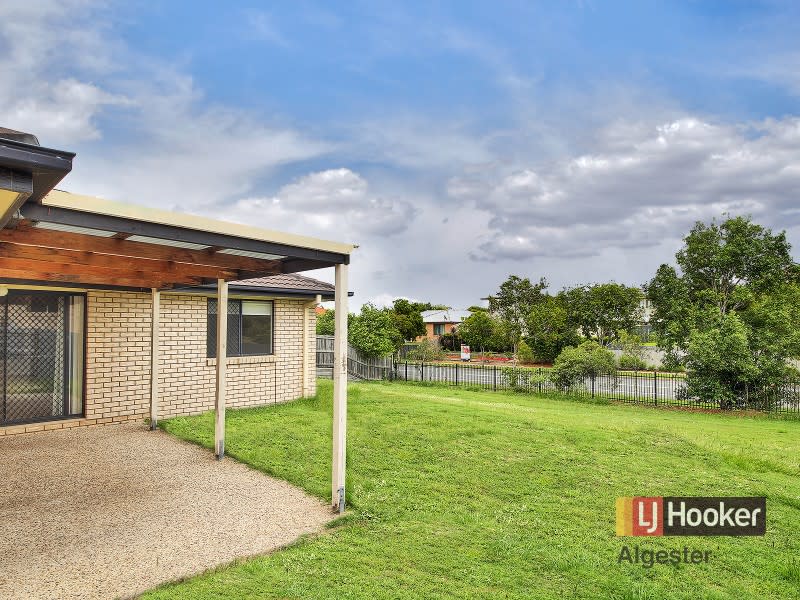 Real Estate Algester 0539