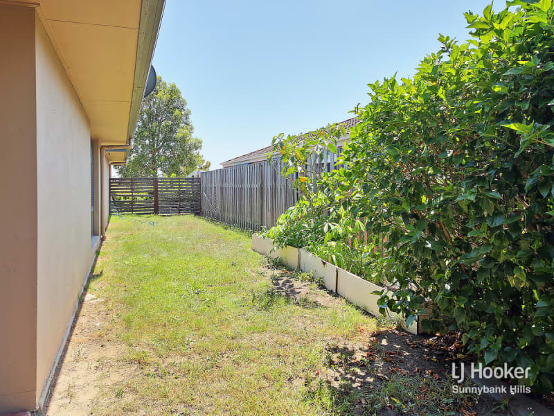 Real Estate Algester 0403